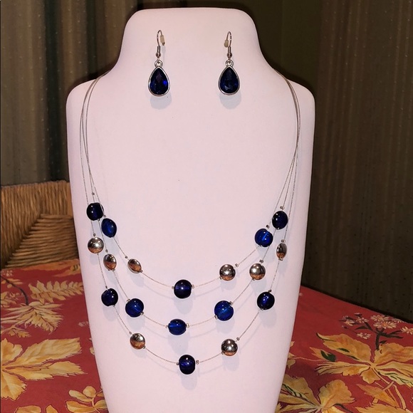 Old Navy Jewelry - Old Navy Necklace and Earrings Set